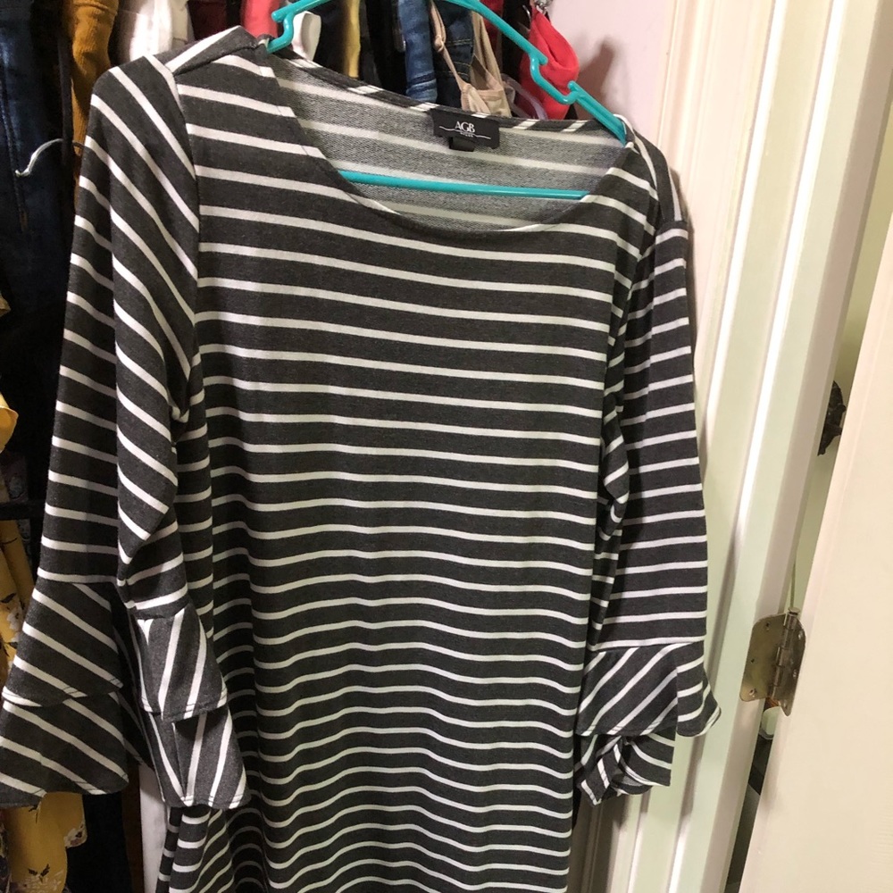 AGB Ruffle Sleeve Dress